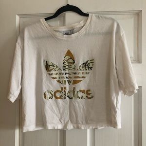 Adidas Women’s cropped tee